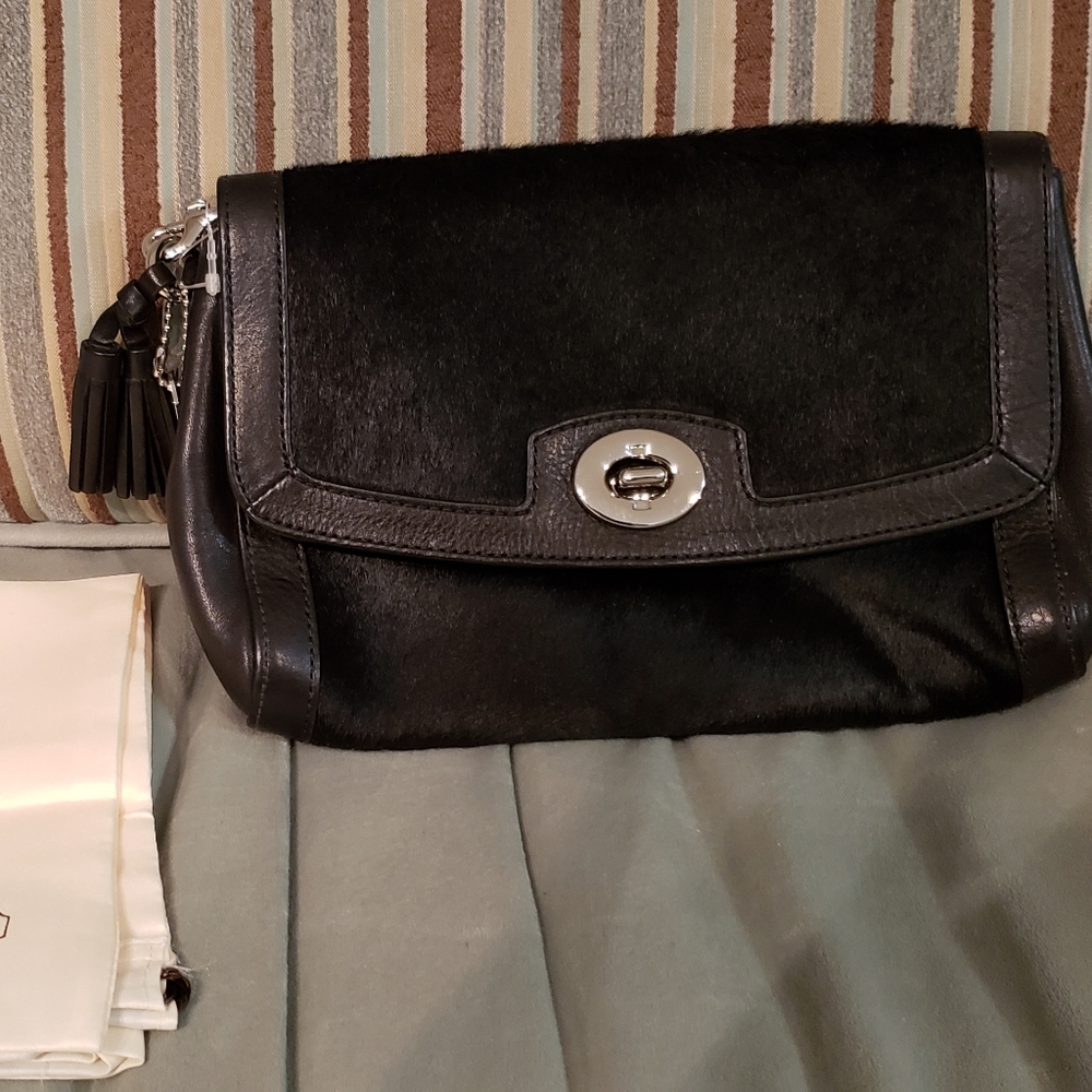 Coach - Picture 3 of 11